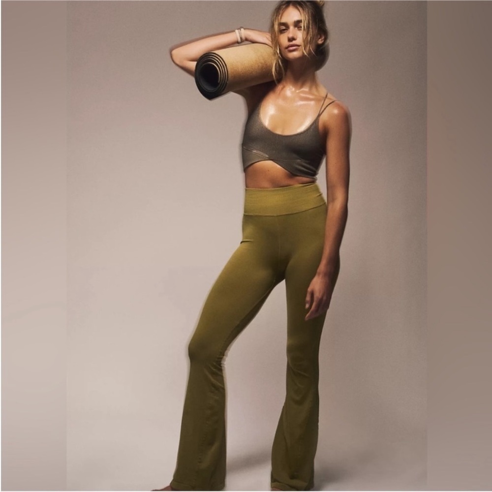 Free People Movement Good Karma Flare Leggings Pants
